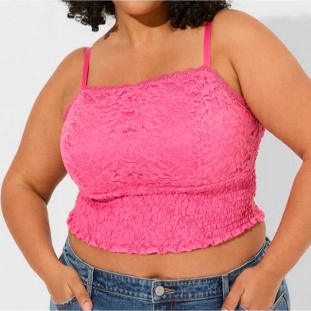 NWT Torrid Lace Square Neck Smocked Crop Top in Gin Fizz